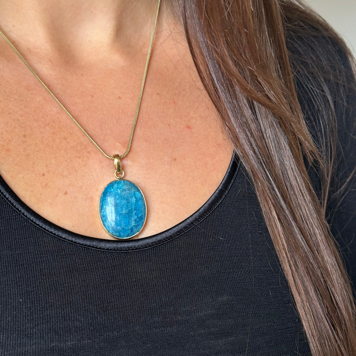 Ciondolo apatite blu