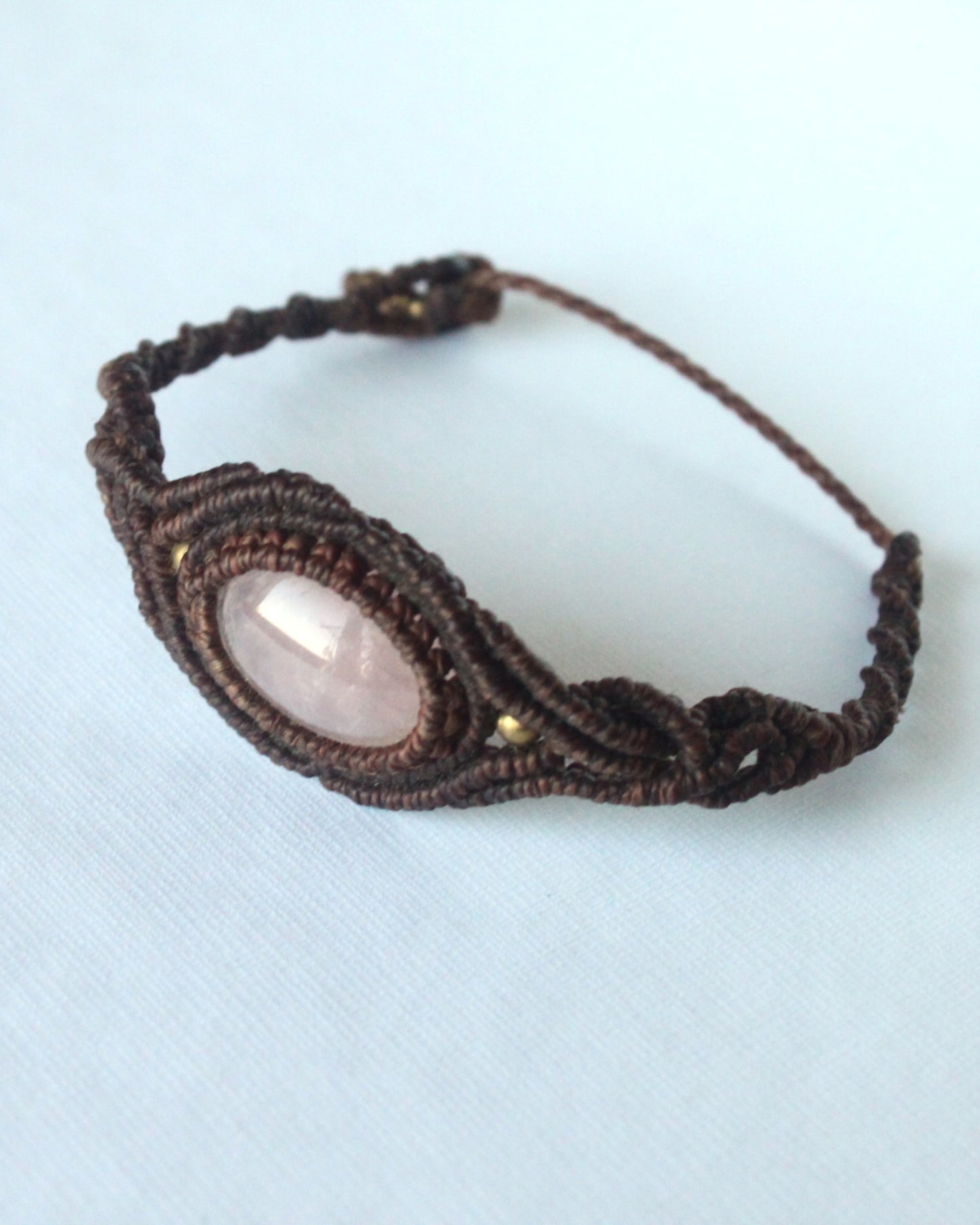 Bracciale Macramè con Quarzo Rosa