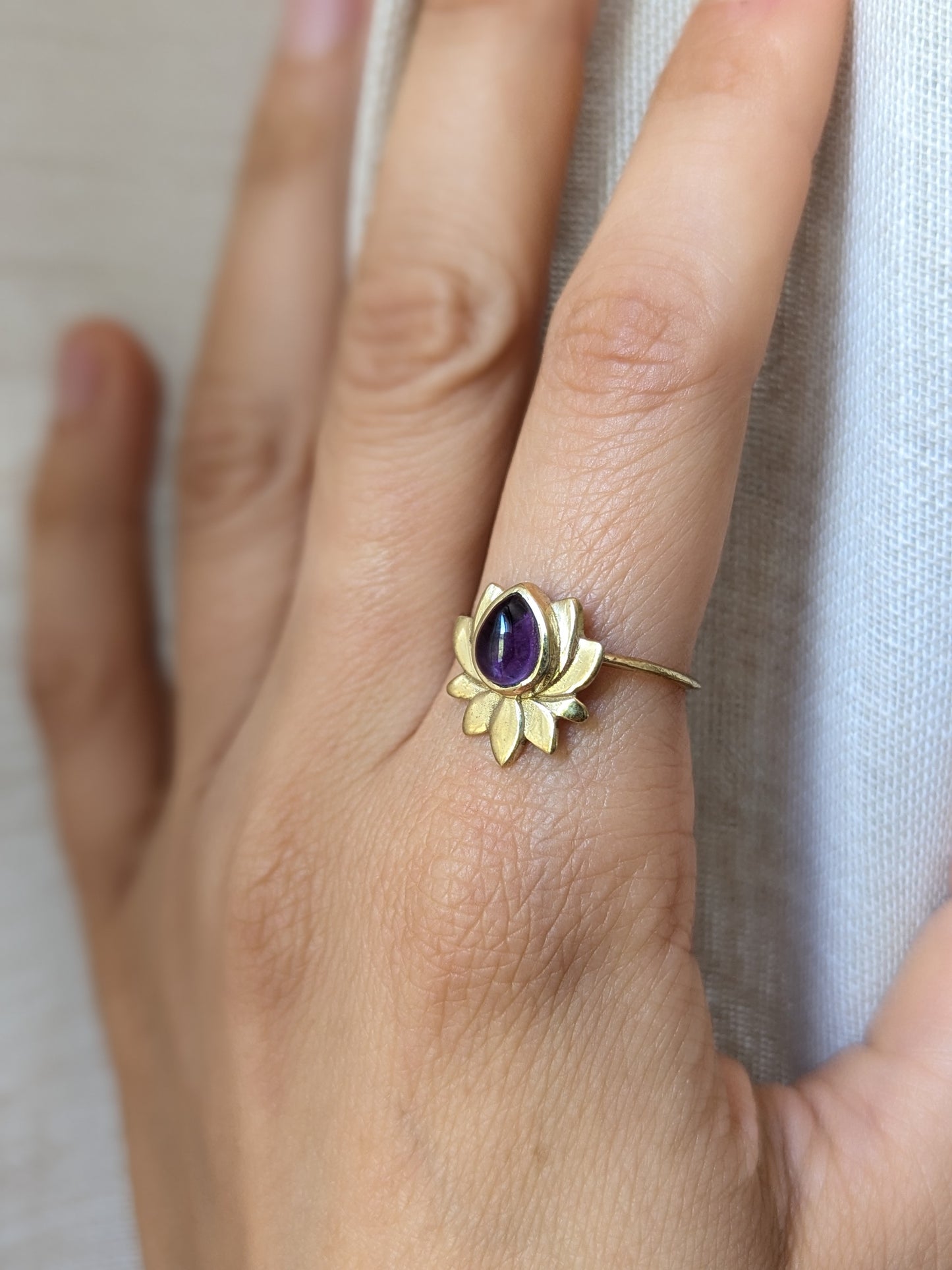 Anello fiore di loto