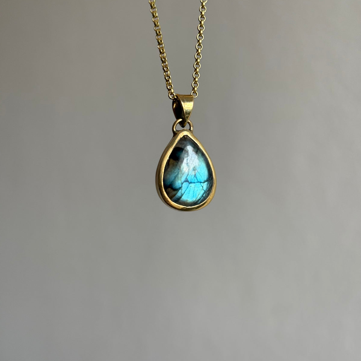 Ciondoli labradorite blu