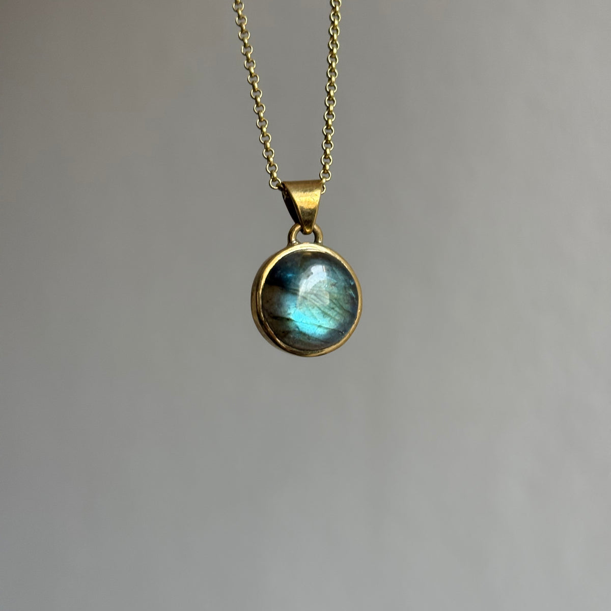 Ciondoli labradorite blu
