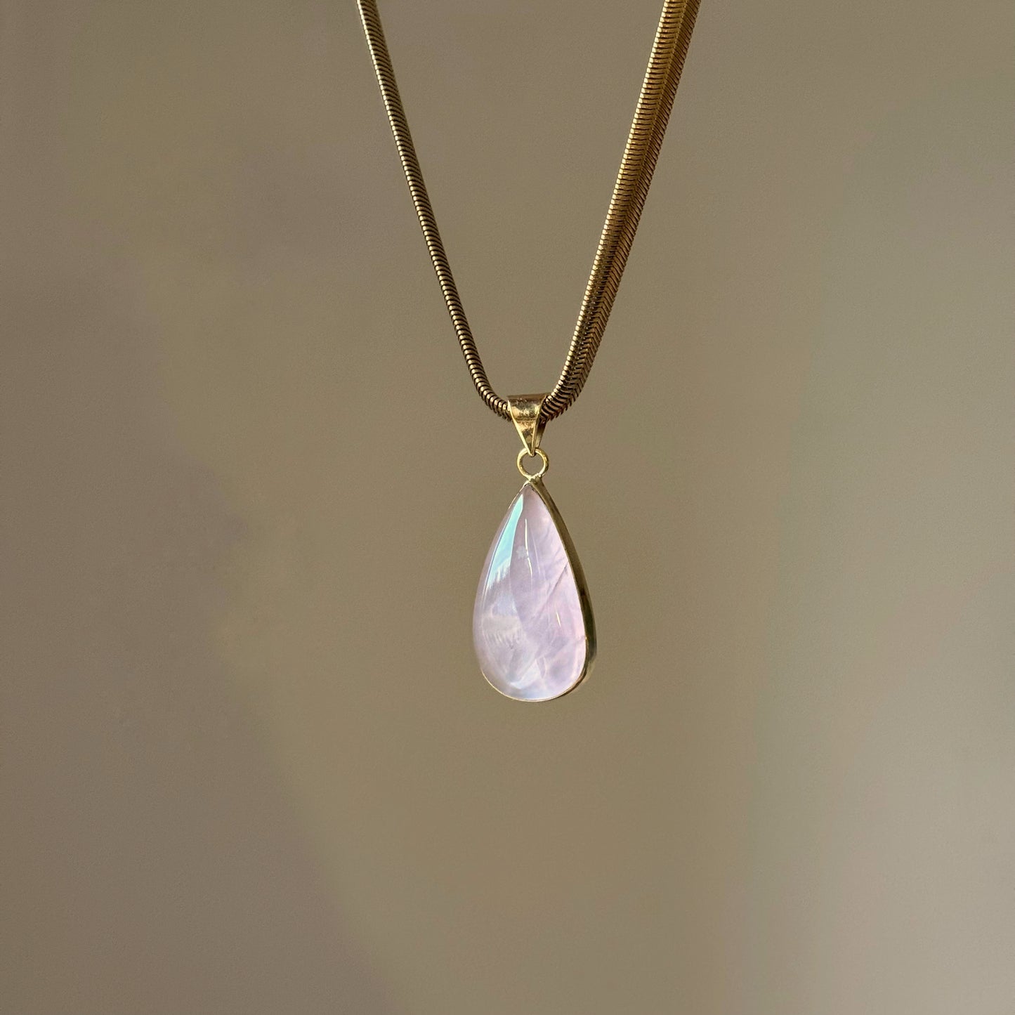 Collana Goccia di Quarzo Rosa