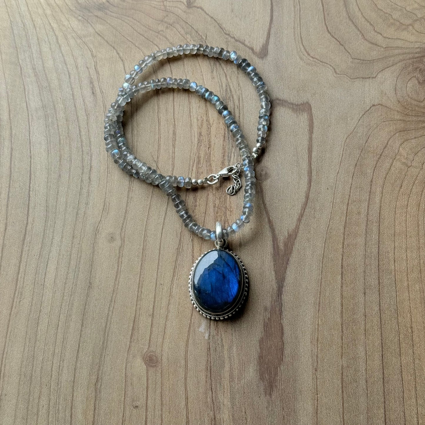 Collana labradorite blu