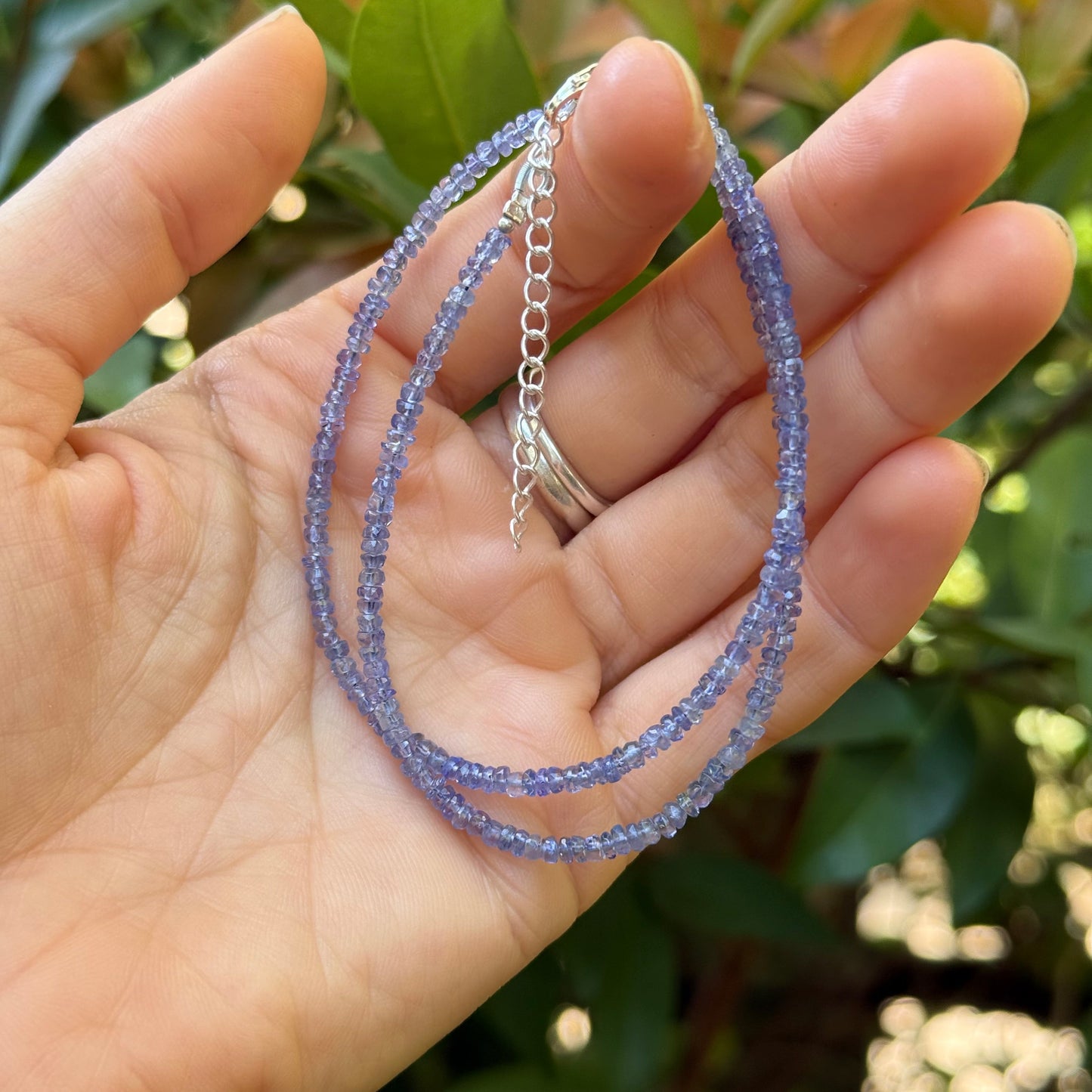 Collanina tanzanite