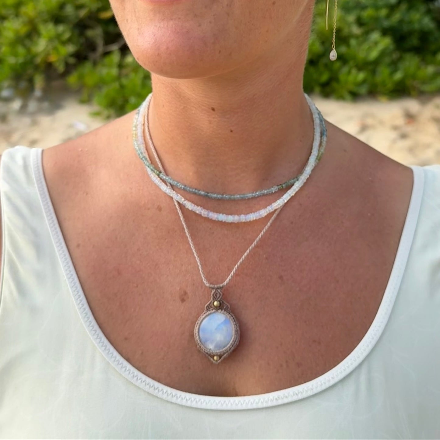 Collana labradorite bianca rotonda