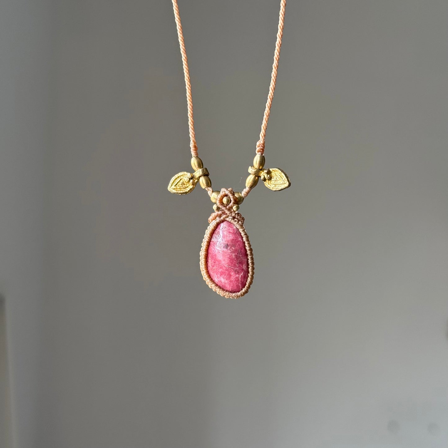 Collana thulite