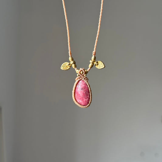 Collana thulite