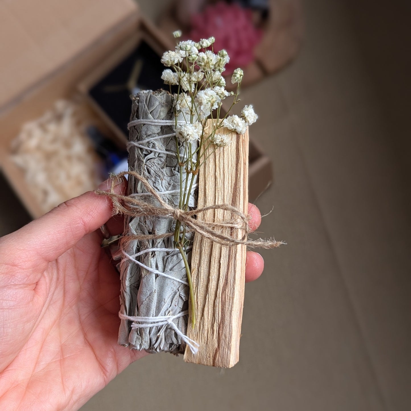 Box SARASWATI premium