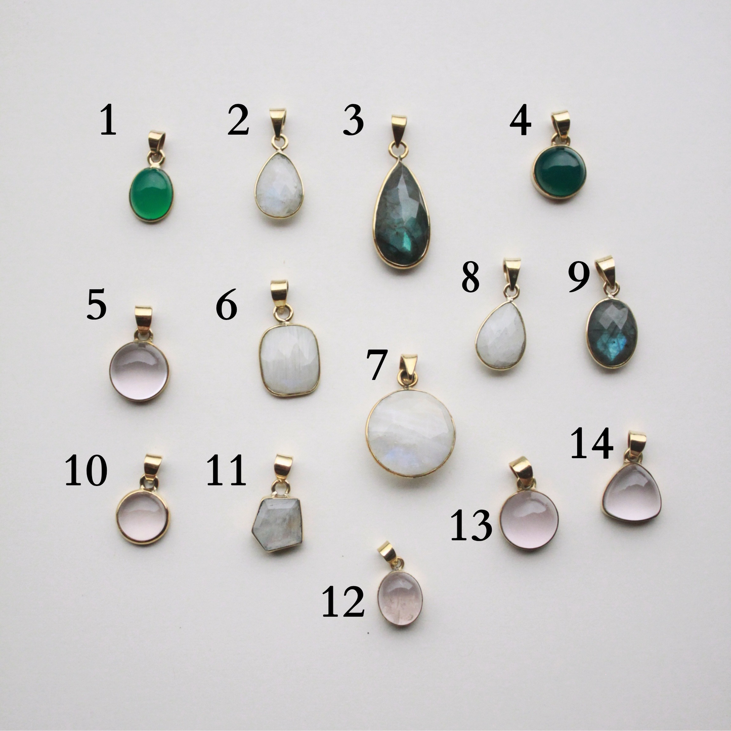 Ciondoli con pietra media piccola