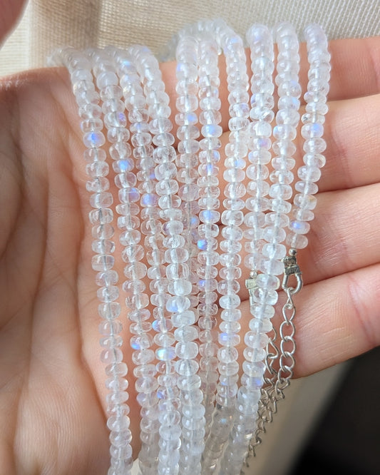 Collanina Labradorite bianca