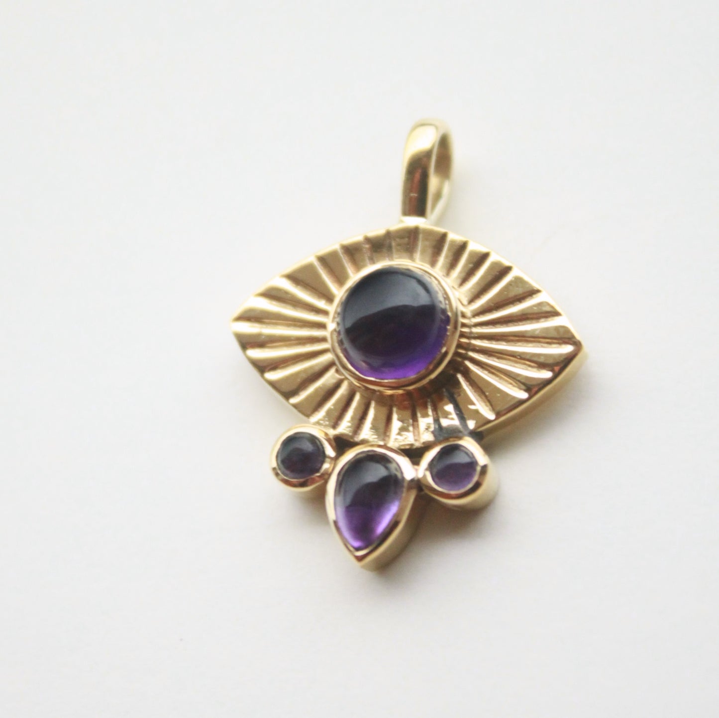 Ciondolo visione interiore